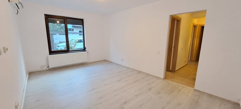 Prelungirea Ghencea, apartament 2 camere, decomandat, centrala, mobilat,
